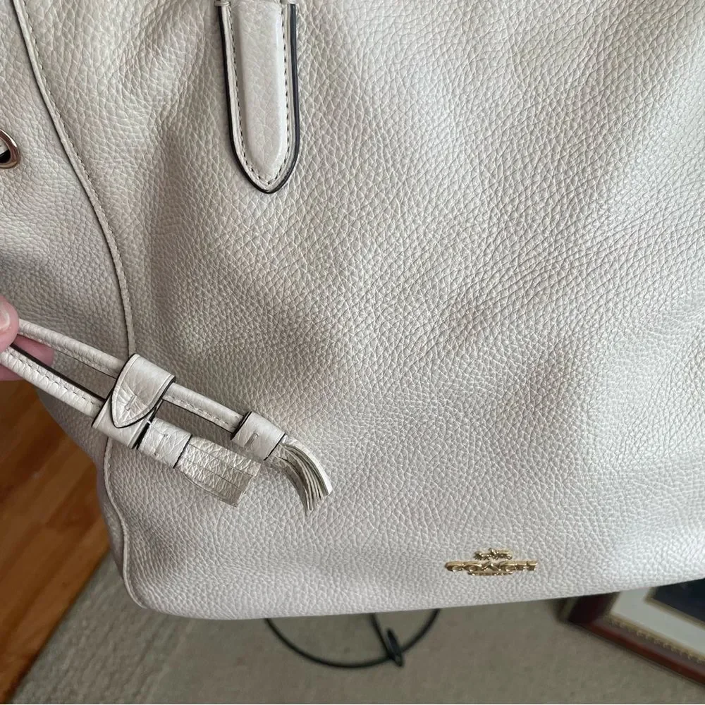 COACH ELLE LEATHER CHAIN TOTE SHOULDER BAG 72650 WHITE CHALK PEBBLE PURSE - Picture 11 of 13